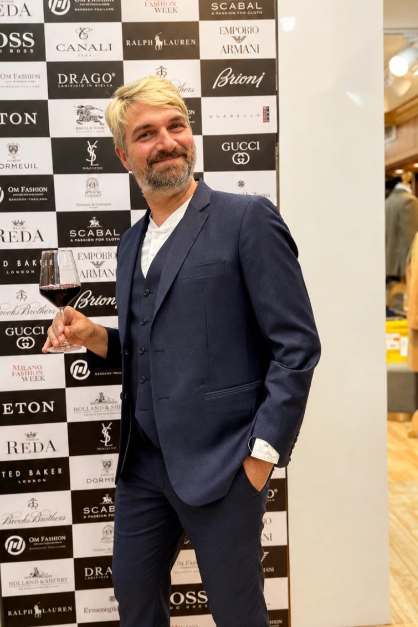 Om Fashion bespoke tailor shopfront in Bang Rak, Bangkok